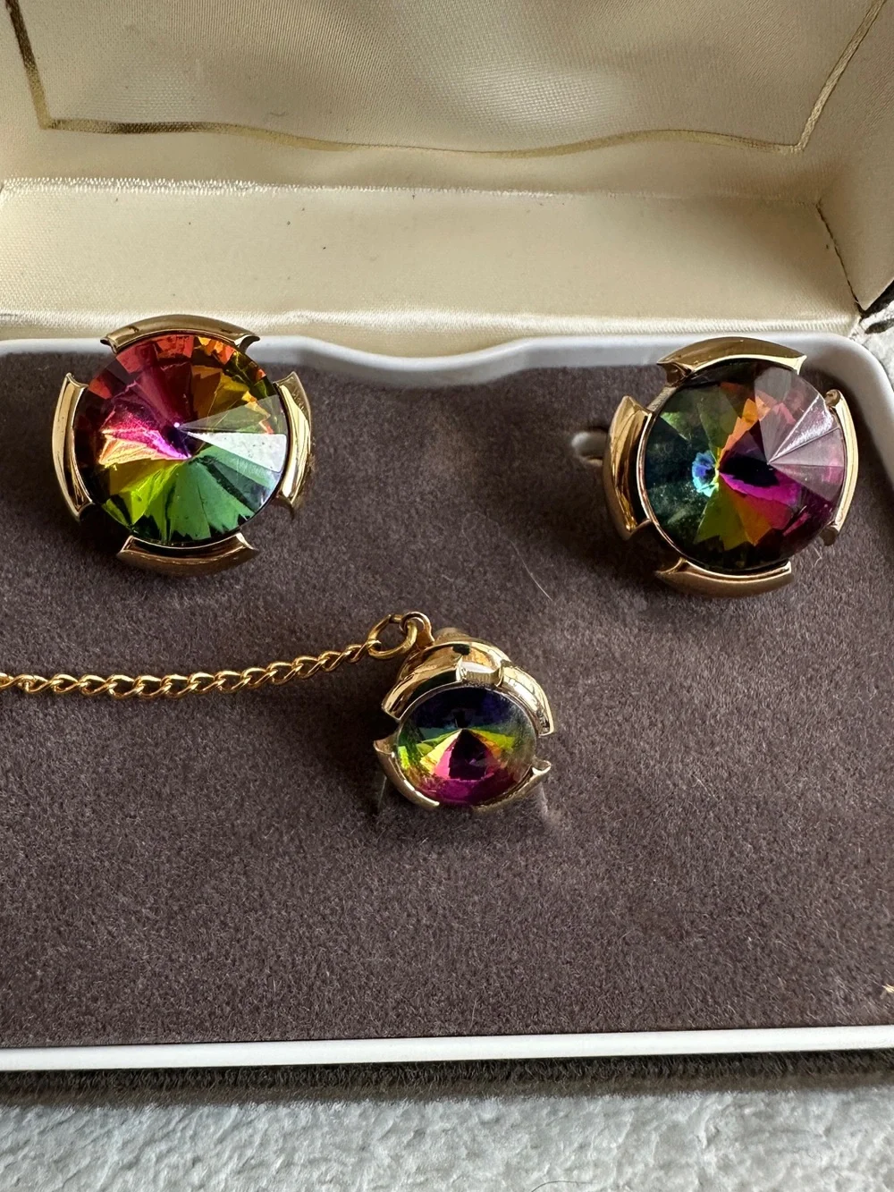 Vintage Swank Gold Tone iridescent watermelon Rivoli crystals Cufflink/TieTack